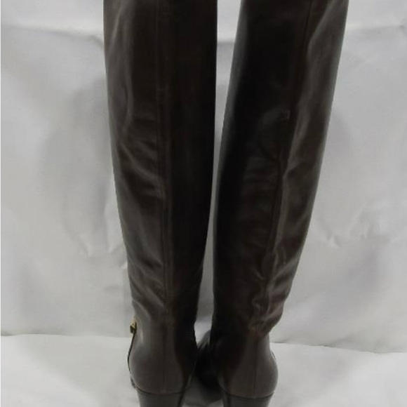 Gorgeous leather Gucci boots - Picture 2 of 6